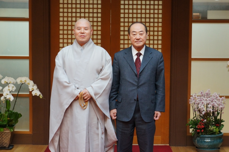 2012.02.08_송석구 사통위원장 예방 (22)